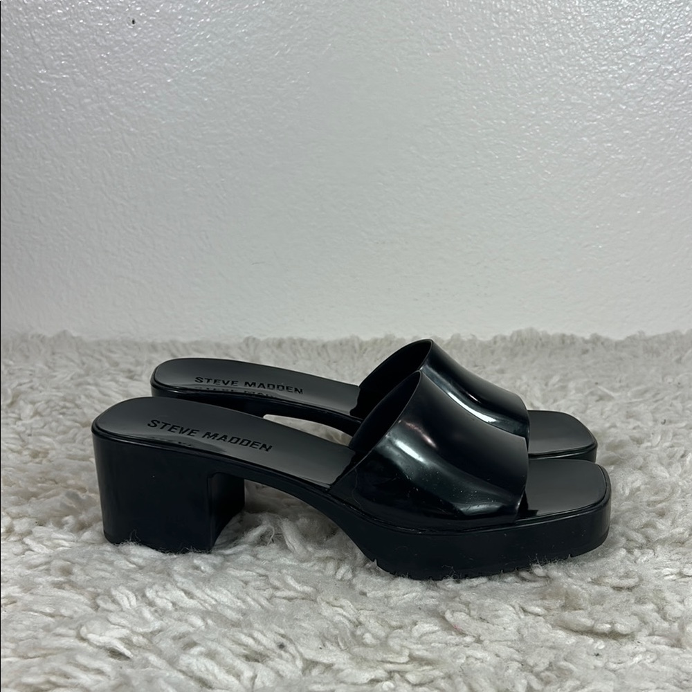 Steve Madden Black Mules